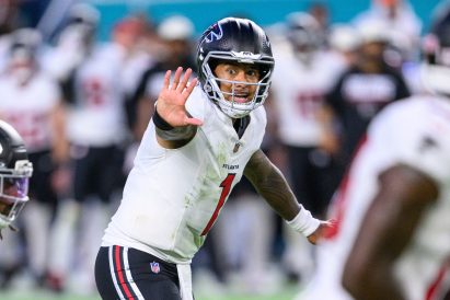 article image - Falcons Dolphins Football